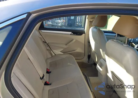 2012 Volkswagen Passat 2.5L Se из США, поврежденный, VIN 1VWBP7A30CC021887